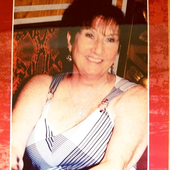 Meet your Posher, Myra - Picture 1 of 1